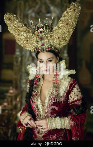 MONICA BELLUCCI, THE BROTHERS GRIMM, 2005 Stock Photo