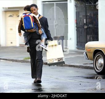 JADEN SMITH, WILL SMITH, THE PURSUIT OF HAPPYNESS, 2006 Stock Photo