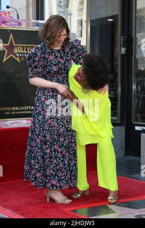 July 15, 2022, Los Angeles, CA, USA: LOS ANGELES - JUL 15:  Vanessa Bayer, Jenifer Lewis at the Jenifer Lewis Ceremony on the Hollywood Walk of Fame on July 15, 2022 in Los Angeles, CA (Credit Image: © Kay Blake/ZUMA Press Wire) Stock Photo