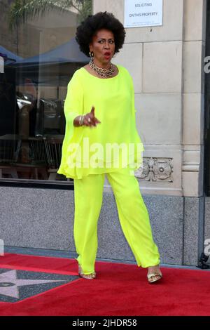 Los Angeles, USA. 15th July, 2022. LOS ANGELES - JUL 15: Jenifer Lewis at the Jenifer Lewis Ceremony on the Hollywood Walk of Fame on July 15, 2022 in Los Angeles, CA (Photo by Katrina Jordan/Sipa USA) Credit: Sipa USA/Alamy Live News Stock Photo