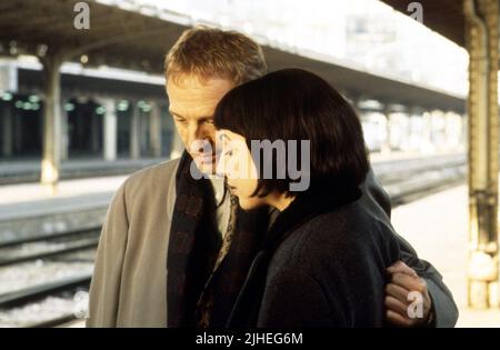 Un samedi sur la terre  Year : 1996 - France Elsa Zylberstein , Johan Leysen  Director : Diane Bertrand Stock Photo