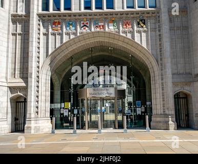 Aberdeen, Scotland, UK – June 26 2022. The entrance to Marischal College in Aberdeen city Stock Photo