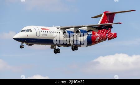 QinetiQ BAE Systems Avro RJ-70 arriving at RAF Fairford on the 13th July for the Royal International Air Tattoo 2022 Stock Photo