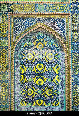 Tiled background, oriental ornaments from Uzbekistan Stock Photo