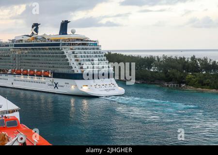 Starboard cruise hi-res stock photography and images - Alamy