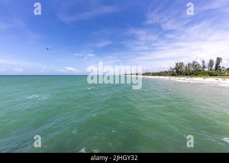 North view from the Naples fishing pier in South West Florida on the Gulf of Mexico, showing the north beaches and a lot of warm water Stock Photo