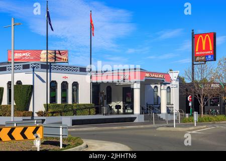 A McDonald's restaurant in Taradale, a suburb of Napier, New Zealand. It is in a retro Art Deco style to match Napier's many historic buildings Stock Photo