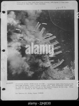 【中古】 Ｂー２９　６４都市を焼く １９４４年１１月より１９４５年８月１５日まで/揺籃社/奥住喜重 Atomic bomb destruction, Nagasaki, 1948 - Stock Image - C040