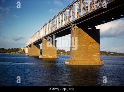 Little Belt Bridge, Old Lillebælt Bridge truss bridge completed 1935, Den gamle Lillebæltsbro, Middelfart, Denmark 1958 Stock Photo