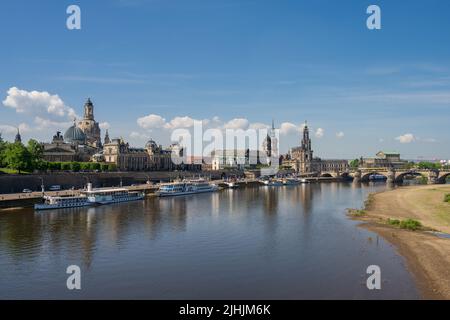 Dresden, Germany, May 2022 View over the Elbe to the baroque old town and the piers of the Elbdampfschifffahrt Stock Photo