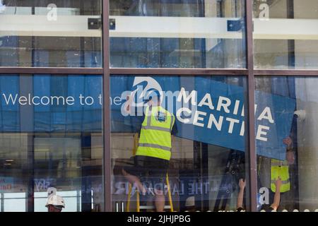 18th July 2022. Great Yarmouth, Norfolk. Working through the blistering heatwave to put finishing touches to Great Yarmouth's new Marina Centre, due to open in August.  The sports and leisure centre replaces the former Marina Centre which opened in 1981. Stock Photo