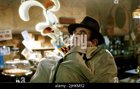 ROGER RABBIT, BOB HOSKINS, WHO FRAMED ROGER RABBIT, 1988 Stock Photo