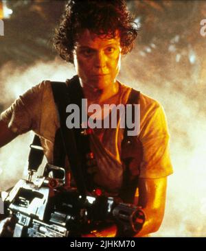 Sigourney Weaver, Aliens, 1986 Stock Photo - Alamy