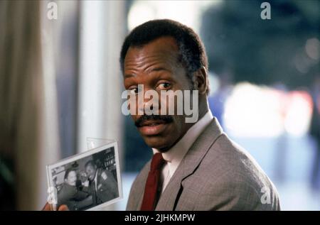 LETHAL WEAPON -1987 DANNY GLOVER Stock Photo - Alamy