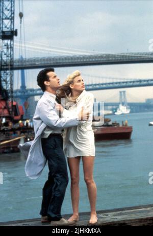 TOM HANKS, DARYL HANNAH, SPLASH, 1984 Stock Photo