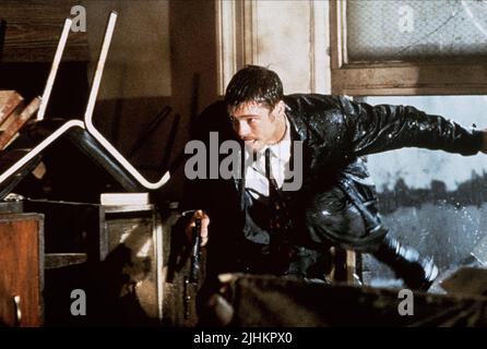 BRAD PITT, SE7EN, 1995 Stock Photo