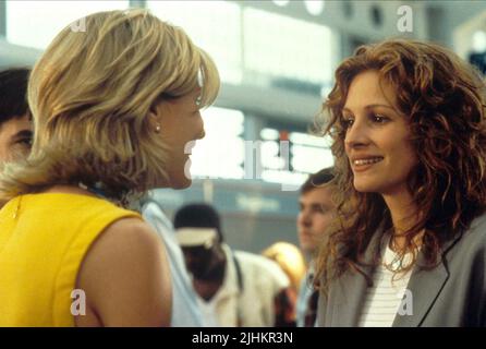 CAMERON DIAZ, JULIA ROBERTS, MY BEST FRIEND'S WEDDING, 1997 Stock Photo