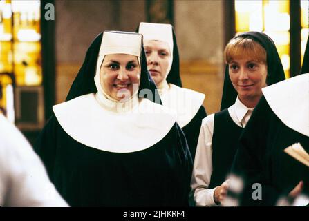 KATHY NAJIMY, WENDY MAKKENA, SISTER ACT, 1992 Stock Photo