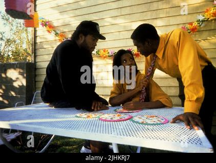 ICE CUBE, TYRA FERRELL, MORRIS CHESTNUT, BOYZ N THE HOOD, 1991 Stock Photo