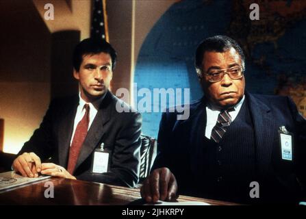 ALEC BALDWIN, JAMES EARL JONES, THE HUNT FOR RED OCTOBER, 1990 Stock Photo