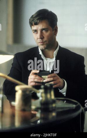 RUSSELL CROWE, A BEAUTIFUL MIND, 2001 Stock Photo