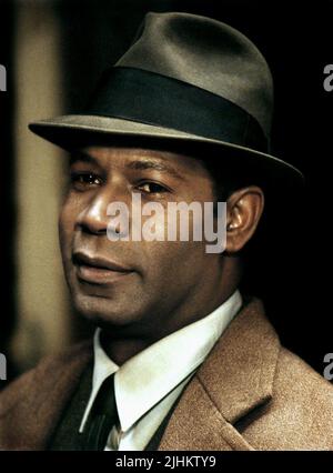 DENNIS HAYSBERT, FAR FROM HEAVEN, 2002 Stock Photo