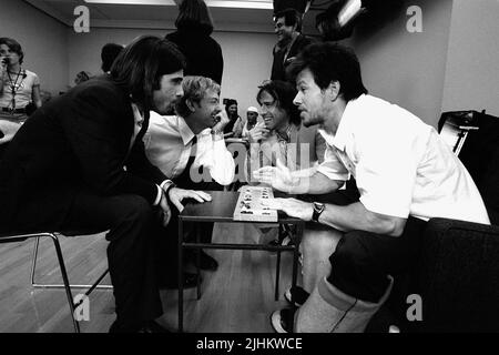 JASON SCHWARTZMAN, JUDE LAW, DAVID O. RUSSELL, MARK WAHLBERG, I HEART HUCKABEES, 2004 Stock Photo