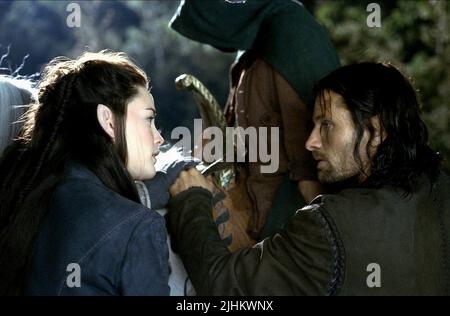 Liv Tyler Viggo Mortensen The Lord Of The Rings The Two Towers Stock Photo Alamy