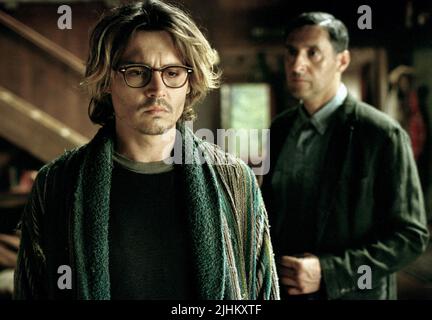 JOHNNY DEPP, JOHN TURTURRO, SECRET WINDOW, 2004 Stock Photo