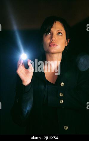 ANGELINA JOLIE, TAKING LIVES, 2004 Stock Photo - Alamy