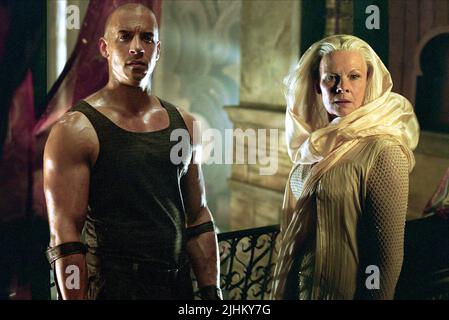 VIN DIESEL, JUDI DENCH, THE CHRONICLES OF RIDDICK, 2004 Stock Photo