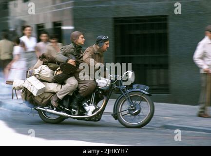 GAEL GARCIA BERNAL, RODRIGO DE LA SERNA, THE MOTORCYCLE DIARIES, 2004 Stock Photo