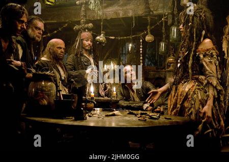 MACKENZIE CROOK, KEVIN R. MCNALLY, LEE ARENBERG, JOHNNY DEPP, ORLANDO BLOOM, NAOMIE HARRIS, PIRATES OF THE CARIBBEAN: DEAD MAN'S CHEST, 2006 Stock Photo