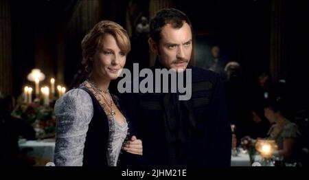 KELLY REILLY, JUDE LAW, SHERLOCK HOLMES, 2009 Stock Photo