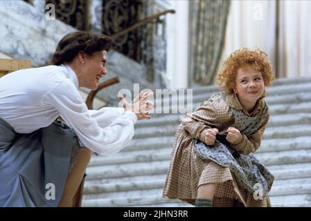 ANN REINKING, AILEEN QUINN, ANNIE, 1982 Stock Photo