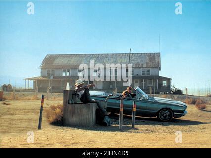 BRAD PITT, GEENA DAVIS, SUSAN SARANDON, THELMA and LOUISE, 1991 Stock Photo