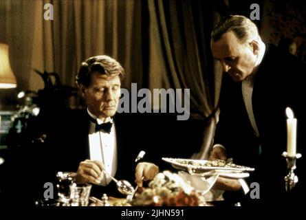 JAMES FOX, ANTHONY HOPKINS, THE REMAINS OF THE DAY, 1993 Stock Photo