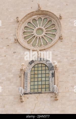 Details of the facade of the cathedral in Trani, Italy Stock Photo