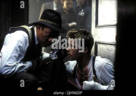 MORGAN FREEMAN, BRAD PITT, SE7EN, 1995 Stock Photo