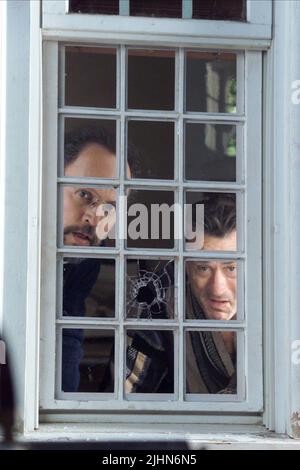 BILLY CRYSTAL, ROBERT DE NIRO, ANALYZE THAT, 2002 Stock Photo