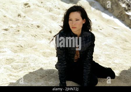 LUCY LIU, CHARLIE'S ANGELS: FULL THROTTLE, 2003 Stock Photo