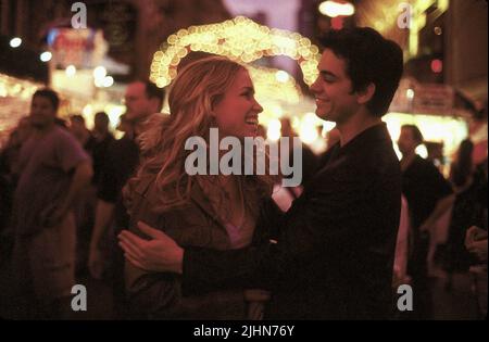 PIPER PERABO, ADAM GARCIA, COYOTE UGLY, 2000 Stock Photo