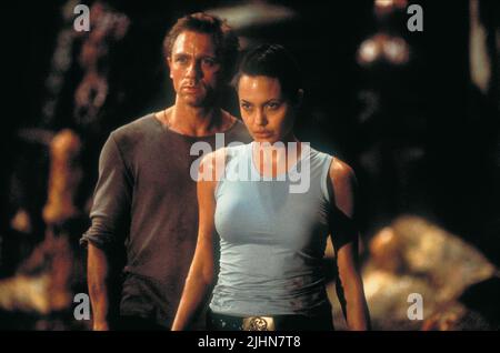 LARA CROFT: TOMB RAIDER DANIEL CRAIG, ANGELINA JOLIE LARA CROFT: TOMB