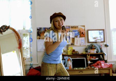 HILARY DUFF, THE LIZZIE MCGUIRE MOVIE, 2003 Stock Photo
