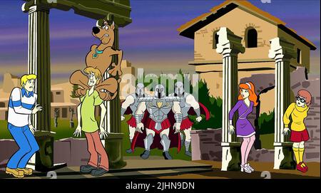 FRED, SCOOBY, SHAGGY, DAPHNE, VELMA, WHAT'S NEW  SCOOBY-DOO?, 2002 Stock Photo