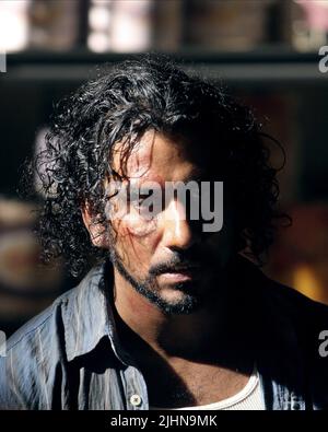 NAVEEN ANDREWS, LOST : SEASON 3, 2006 Stock Photo