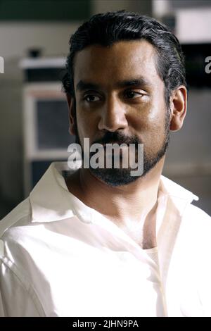 NAVEEN ANDREWS, LOST : SEASON 3, 2006 Stock Photo