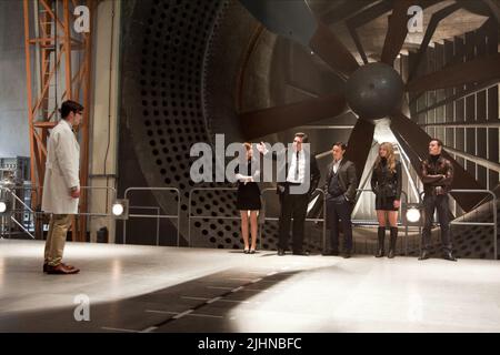 NICHOLAS HOULT, ROSE BYRNE, OLIVER PLATT, JAMES MCAVOY, JENNIFER LAWRENCE, MICHAEL FASSBENDER, X-MEN: FIRST CLASS, 2011 Stock Photo