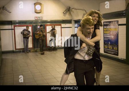 DOMHNALL GLEESON, RACHEL MCADAMS, ABOUT TIME, 2013 Stock Photo