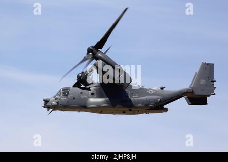 Fairford, UK, 16th July 2022. The US Air Force demonstrated the capabilities of the Bell Boeing CV-22B Osprey from 7th Special Operations Squadron at RIAT 2022, Fairford, UK